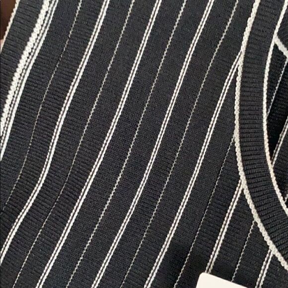 THEORY peplum shell black stripe lustrate new sz M - Picture 13 of 14